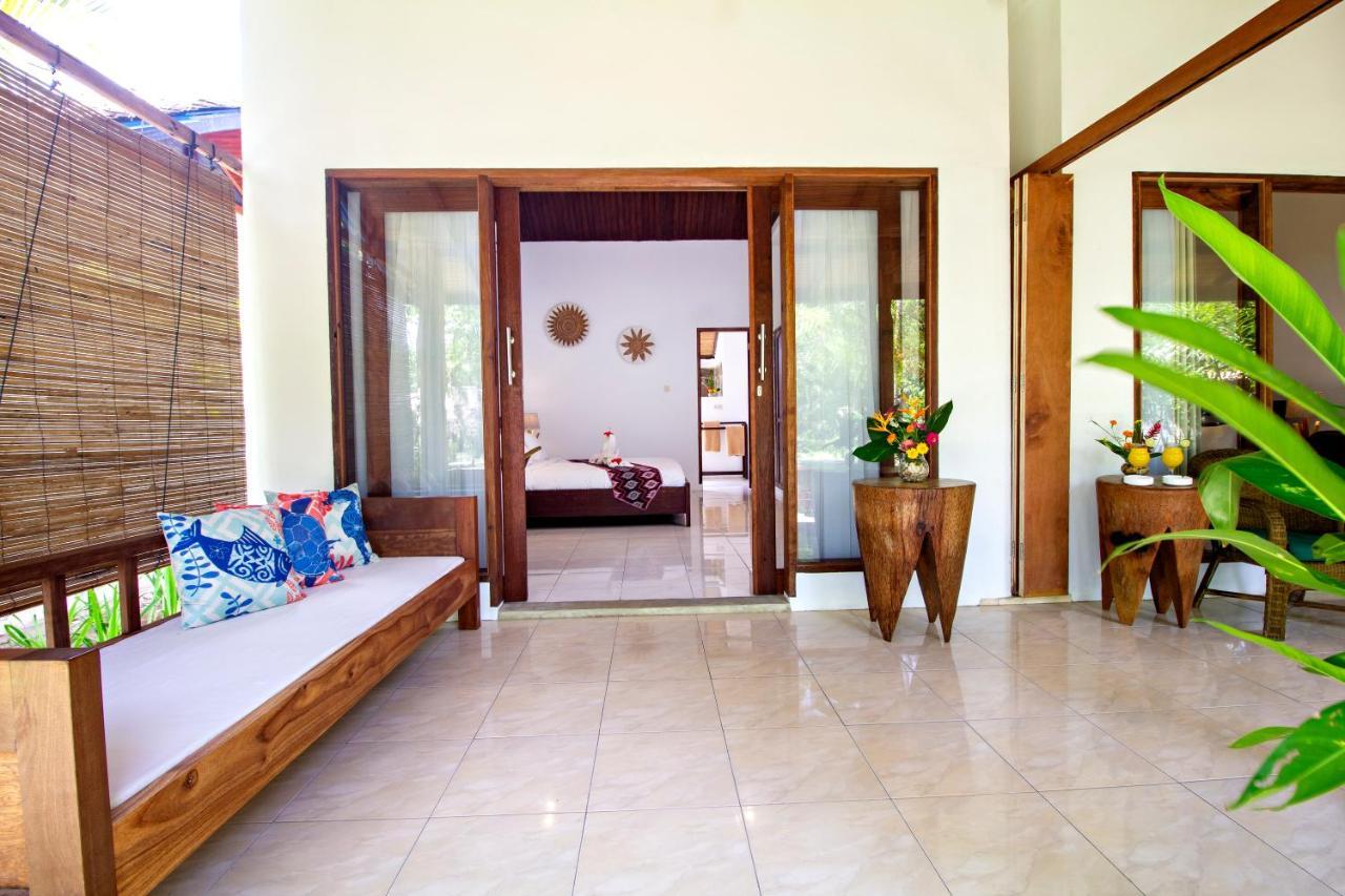 Murex Dive Resort Manado Buitenkant foto