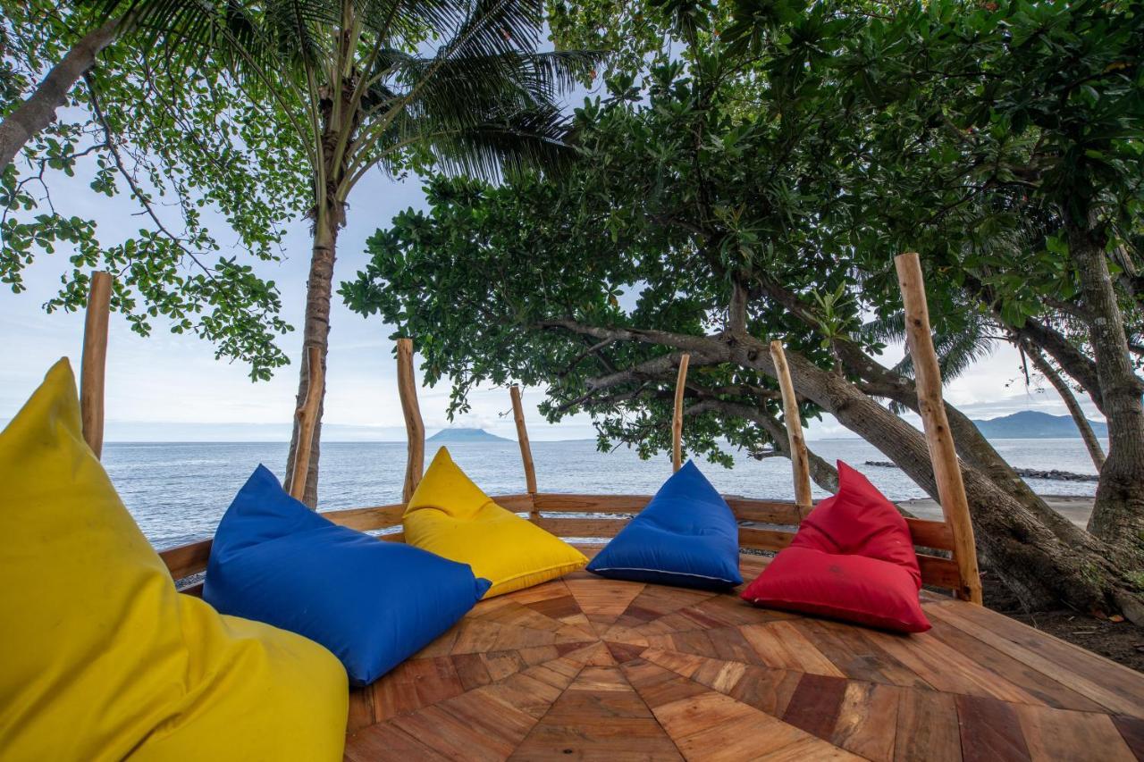 Murex Dive Resort Manado Buitenkant foto